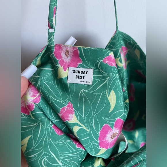 Aritzia Sunday Best Printed Cami - Picture 3 of 3